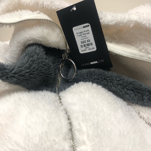 Snuggly Buddy Fuzzy Romper - Ivory/Grey - Picture 4 of 5